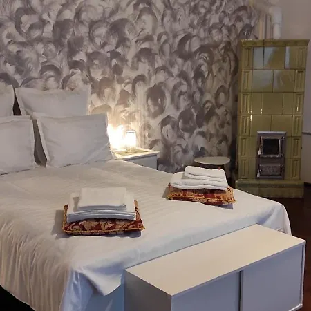 Old Center-cozy Corner # 1 *